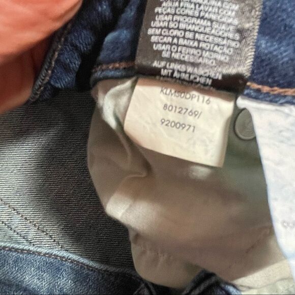 Kenneth Cole Comfort Stretch Crop Jeans - Picture 11 of 16